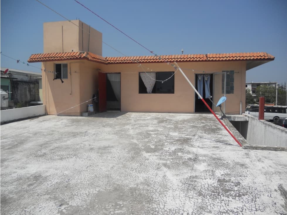 CASA EN VENTA EN COL. ASTILLEROS, VERACRUZ. — foto 3