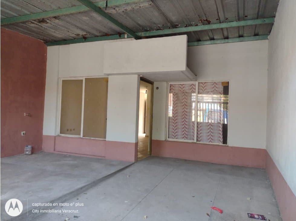 CASA REMODELADA EN COLINAS DE SANTA FE — foto 2