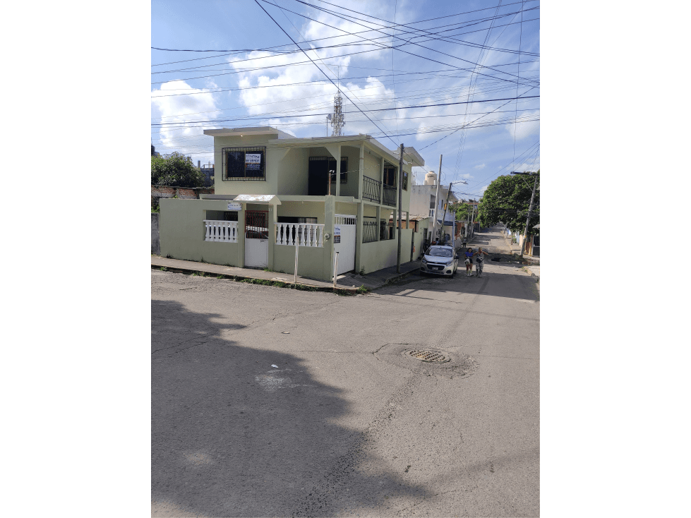 VENTA DE CASA EN COL. NUEVAS ESPERANZAS, VERACRUZ — foto 2