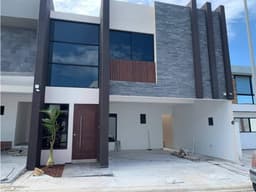 CASA EN VENTA EN RIVIERA VERACRUZANA (FRACC. LA RIOJA)