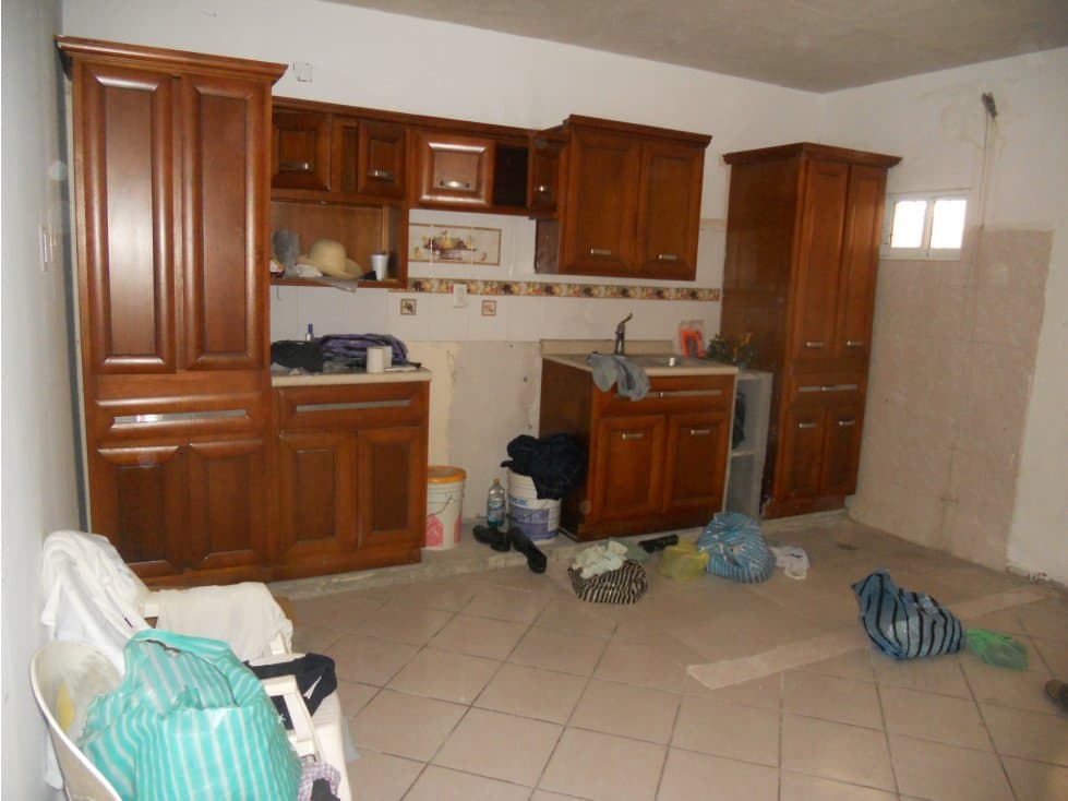 VENTA DE CASA AMPLIA EN LA RESERVA — foto 2