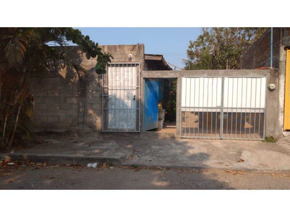 VENTA DE CASA CON TERRENO EN EL COYOL — foto 1