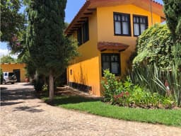 HERMOSO RANCHO EN HUITZO A 40 MINUTOS DE LA CIUDAD