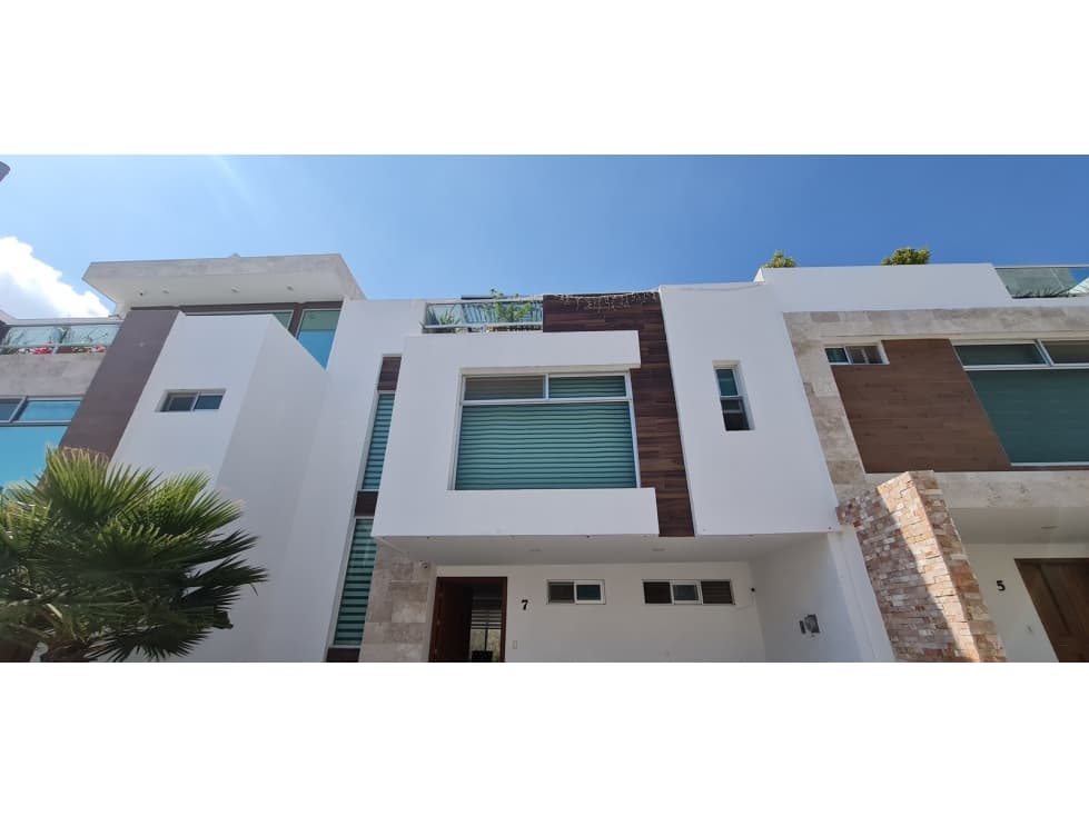 Casa en venta Lomas de Angelópolis — foto 1