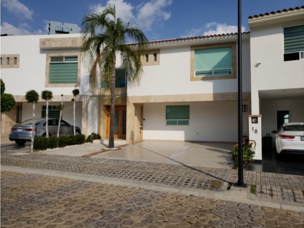 Casa en venta Lomas de Angelópolis — foto 2