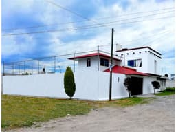 Casa en venta por 11 sur, calle colorines, Puebla