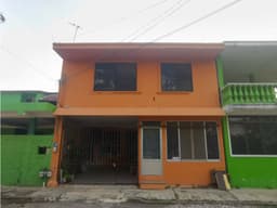 Casa en venta en la Col. Arboledas, Ciudad Madero. HDL-V003