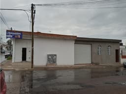 02531 SE VENDEN LOCALES EN LOMAS DE ORIENTE, AGS.