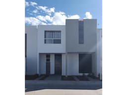 02389 SE RENTA  CASA EN RONDA , AGUASCALIENTES.