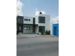 02409 SE VENDE CASA EN RESIDENCIAL VASCONCELOS, AGS.