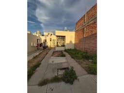 02411 SE VENDE CASA EN MIRADOR DE LAS CULTURAS, AGUASCALIENTES