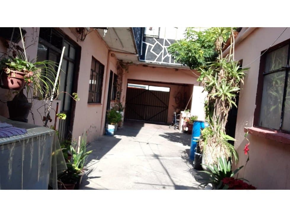 CASA 200M2 VENTA CERCA AEROPUERTO D.F. V. CARRANZA — foto 1