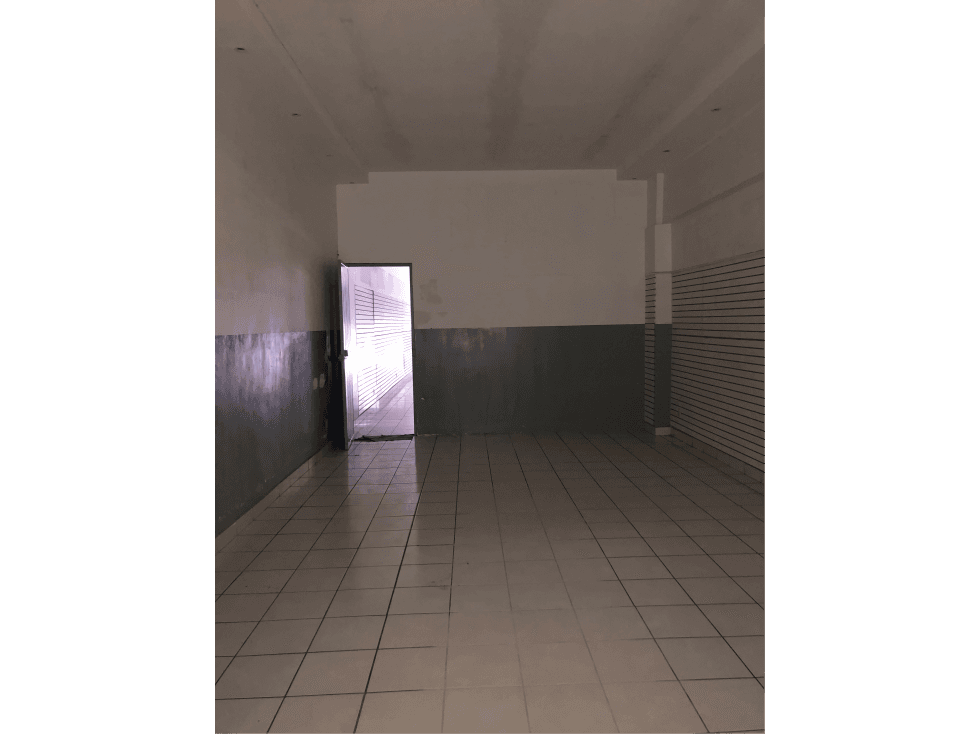 LOCAL REPUBLICA DE EL SALVADOR 105 m2 — foto 4
