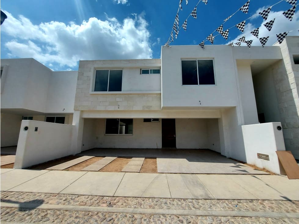 Venta Casa RESERVA SANTA MONICA, Sur de Aguascalientes — foto 2