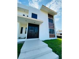 CV346-AC  CASA EN VENTA, LAGUNAS DE MIRALTA