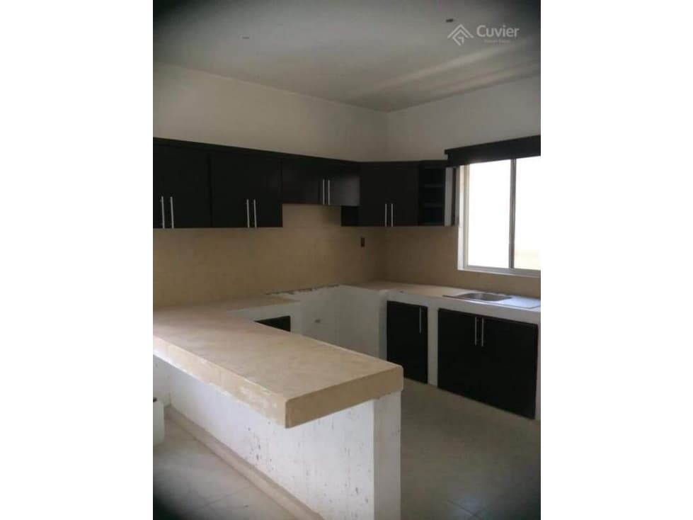 CV347-AC  CASA VENTA EN COL. LUNA LUNA — foto 2