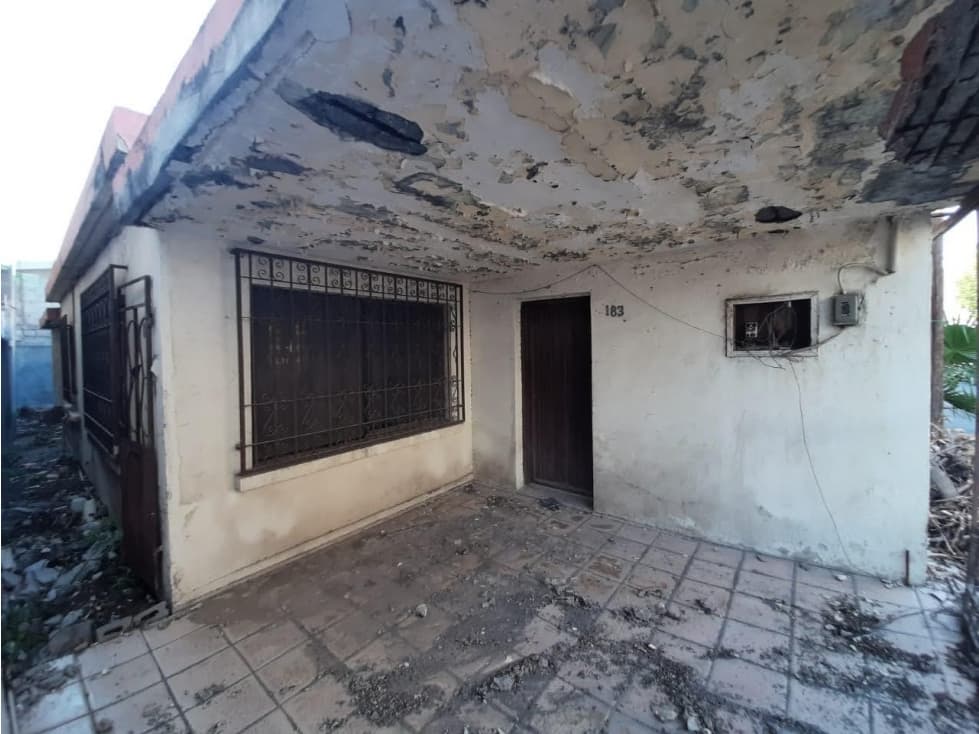 CASA EN VENTA  EN CENTRO DE SAN NICOLAS PARA REMODELAR — foto 2