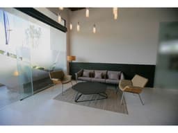 OFICINAS EN RENTA EN LOS PARQUES DE 192M2. ALF