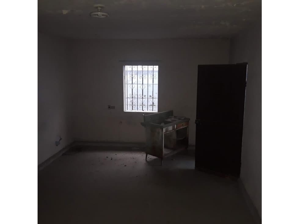 CASA EN VENTA  EN CENTRO DE SAN NICOLAS PARA REMODELAR — foto 3