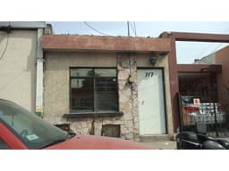 CASA -VENTA   A UNA CALLE DE PLAZA SANTA ISABEL 4x40= 160 m 2 MAO