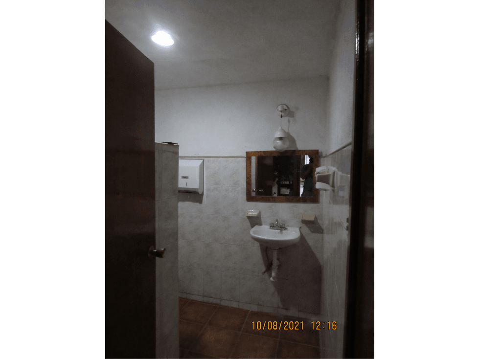 Oficina o Taller sobre calle 46 centro San Cristobal — foto 6