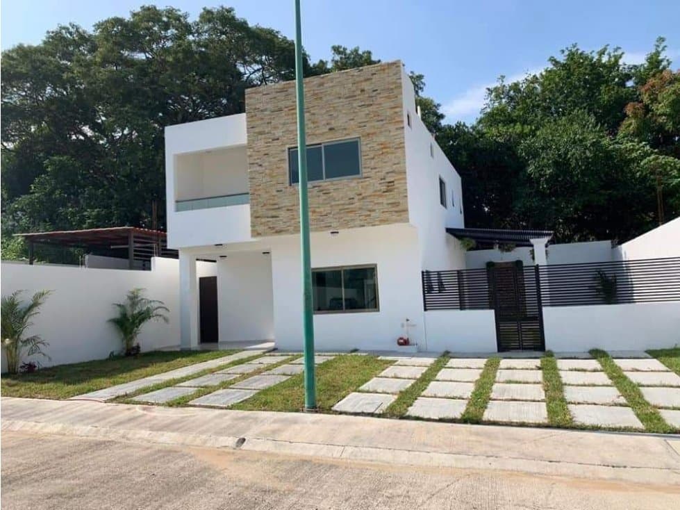 casa en venta en privada, con alberca. — foto 1
