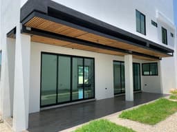 CASA RESIDENCIAL EN VENTA O RENTA EN CLUB CAMPESTRE