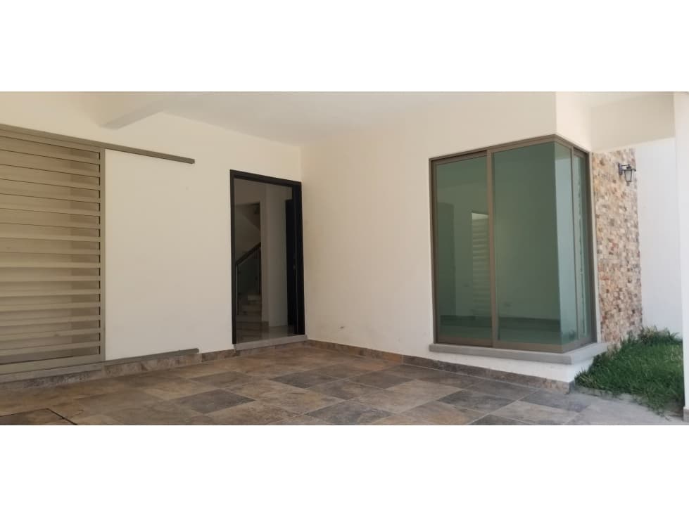 CASA NUEVA EN VENTA EN ZONA SUR ORIENTE — foto 3
