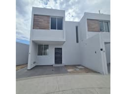 CASA NUEVA AL SUR AGUASCALIENTES CERCA INEGI NISSAN COMPASS CENTRO