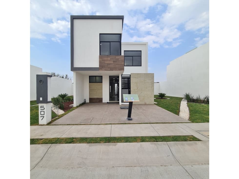 CASA NUEVA AGS PONIENTE ALBERCA SEG CENTRO UAA VELARIA FERIA — foto 1