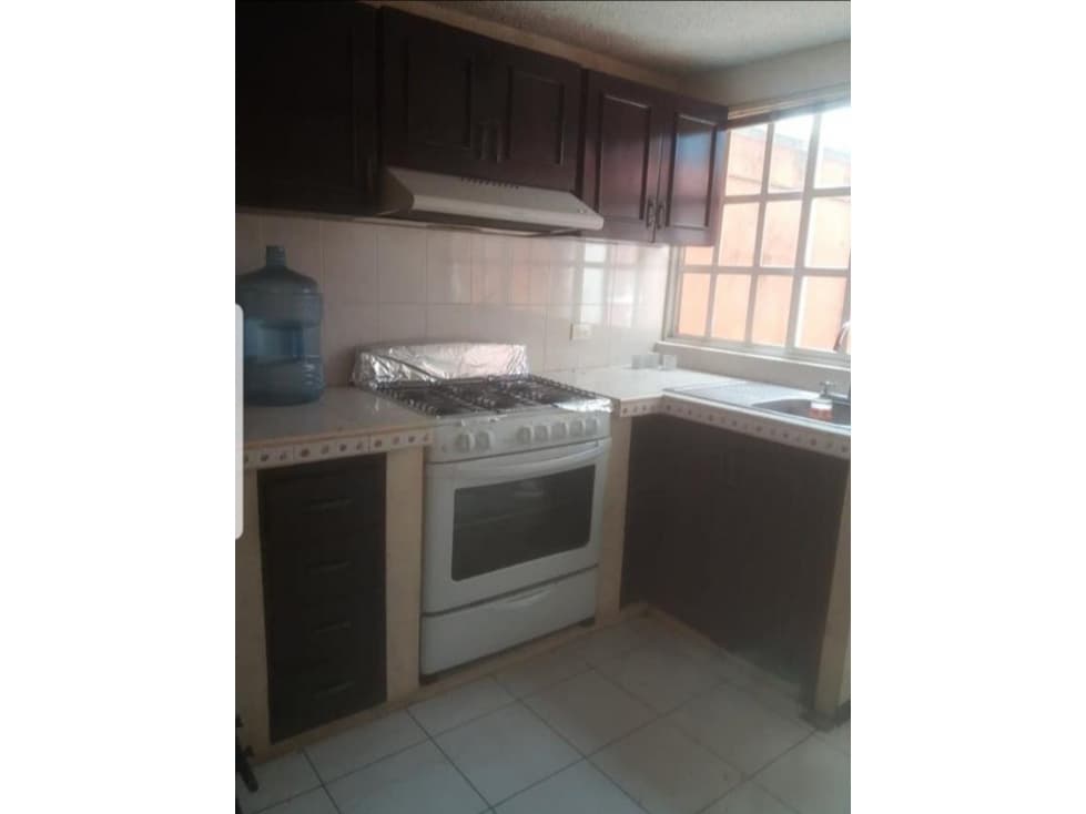 Casa atrás de Cotsco — foto 5