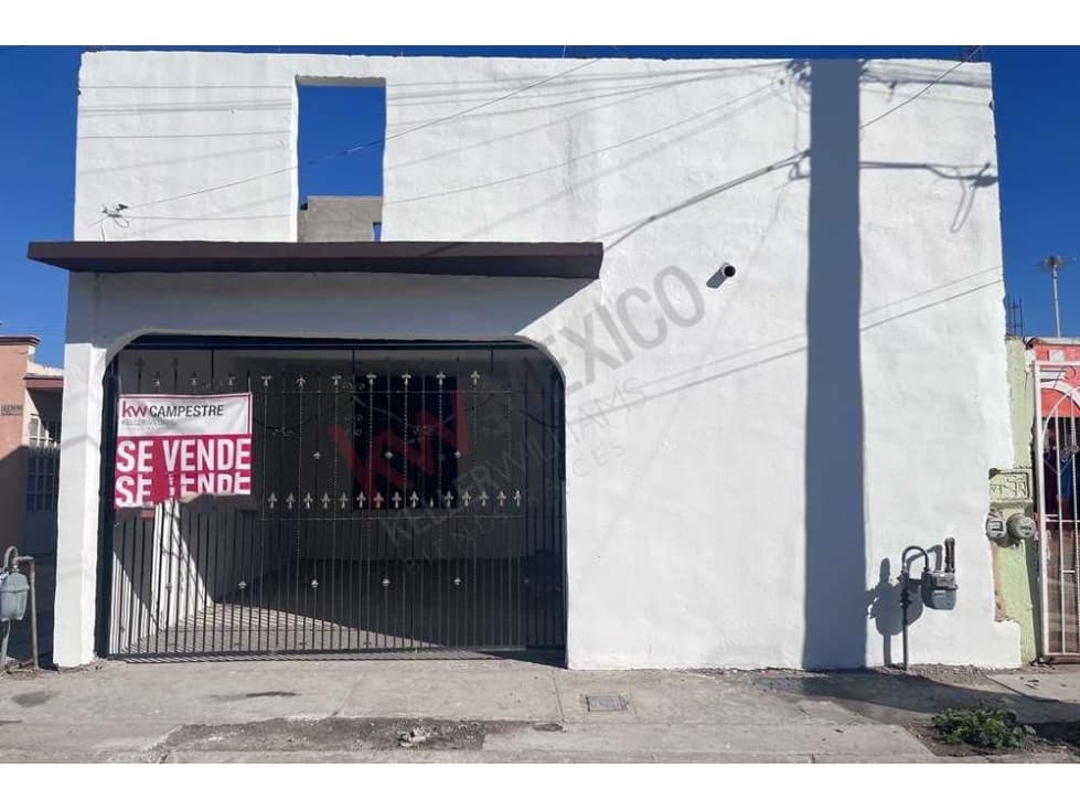 Casa en venta en Praderas de los Oasis II — foto 1