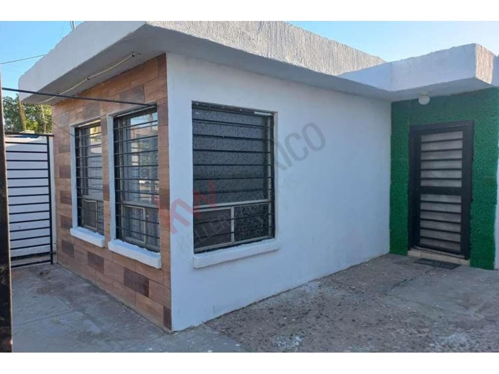 Casa en venta, Av. de las Americas y Hermanos Escobar — foto 2