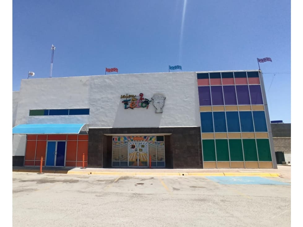 Local Comercial 360 m2 en renta, Av. Ejercito Nacional — foto 1