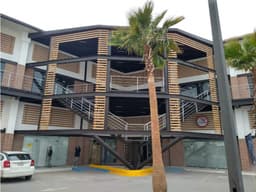 Locales comerciales, 48 m2 en renta, sector Las Torres