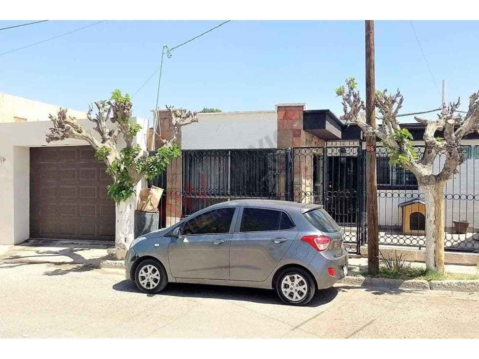 Casa en venta, muy cerca de Av. López Mateos — foto 1