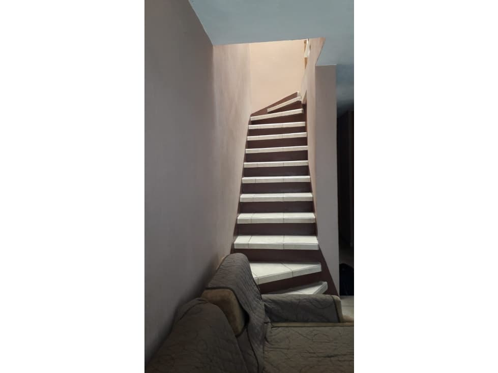 Casa 2 Pisos en coto — foto 4