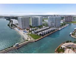 SLS Marina Beach  2,3 y 4 recamaras / Puerto Cancun