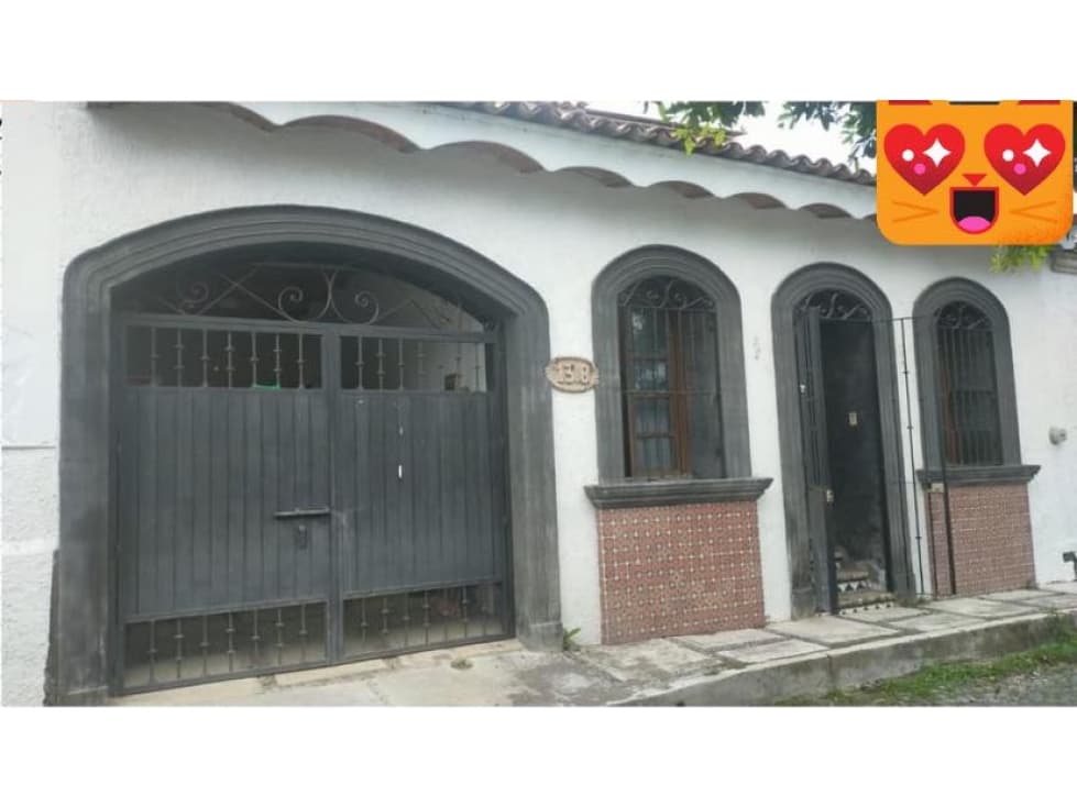 CASA EN VENTA DE ESTILO TRADICIONAL EN EL CENTRO DE COMALA COLIMA — foto 1