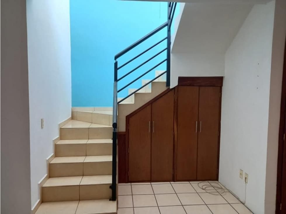 VENTA DE CASA EN FRACC. VILLAS BUGAMBILIAS COLIMA — foto 2