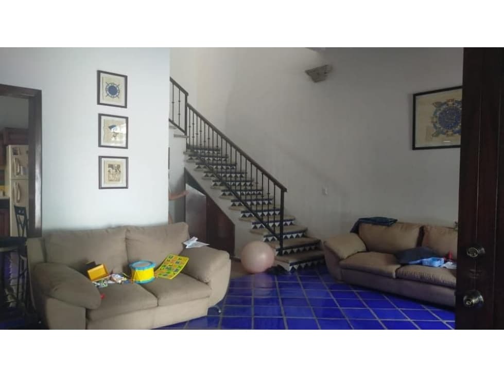 CASA EN VENTA DE ESTILO TRADICIONAL EN EL CENTRO DE COMALA COLIMA — foto 2
