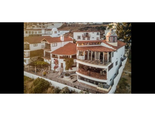 SE VENDE CASA EN FRACC CÍBOLAS DEL MAR ENSENADA