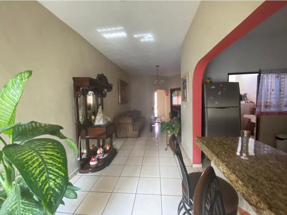 HERMOSA CASA EN VENTA EN ZONA CENTRO COLIMA — foto 3