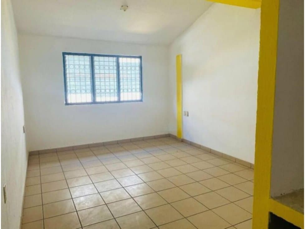 HERMOSA CASA EN VENTA DE 3 NIVELES COLIMA — foto 3