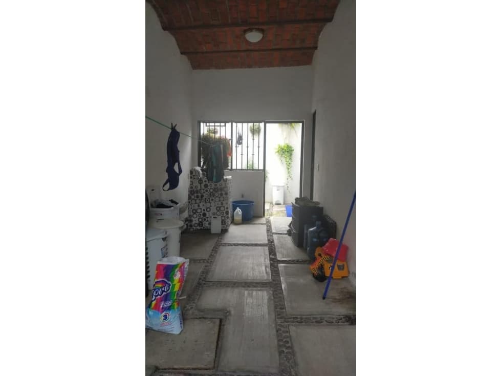 CASA EN VENTA DE ESTILO TRADICIONAL EN EL CENTRO DE COMALA COLIMA — foto 3
