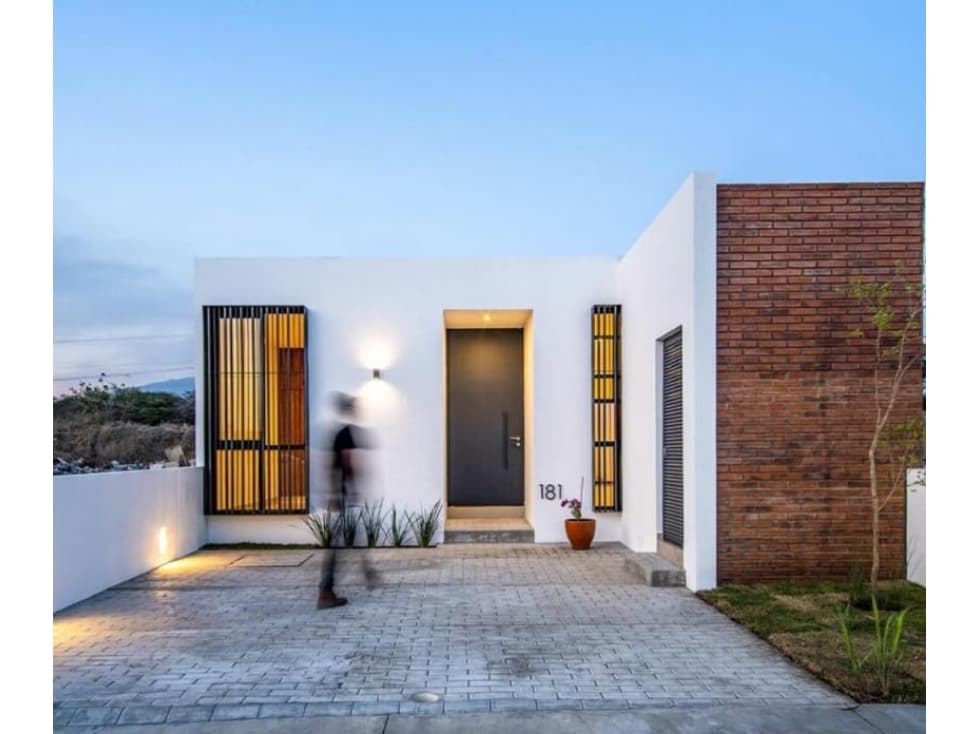 HERMOSA CASA EN VENTA EN RESIDENCIAL PUNTA NORTE COLIMA — foto 1