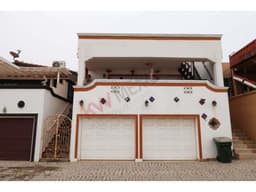 HERMOSA CASA ESTILO COLONIAL A UNOS PASOS DEL MAR, BALCON Y TERRAZA