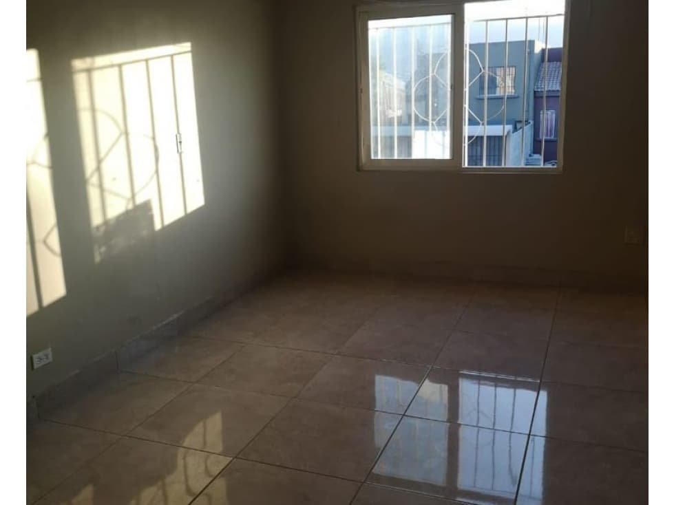 CASA AMPLIA EN VENTA EN CONDOVILLA,TIJUANA. — foto 6
