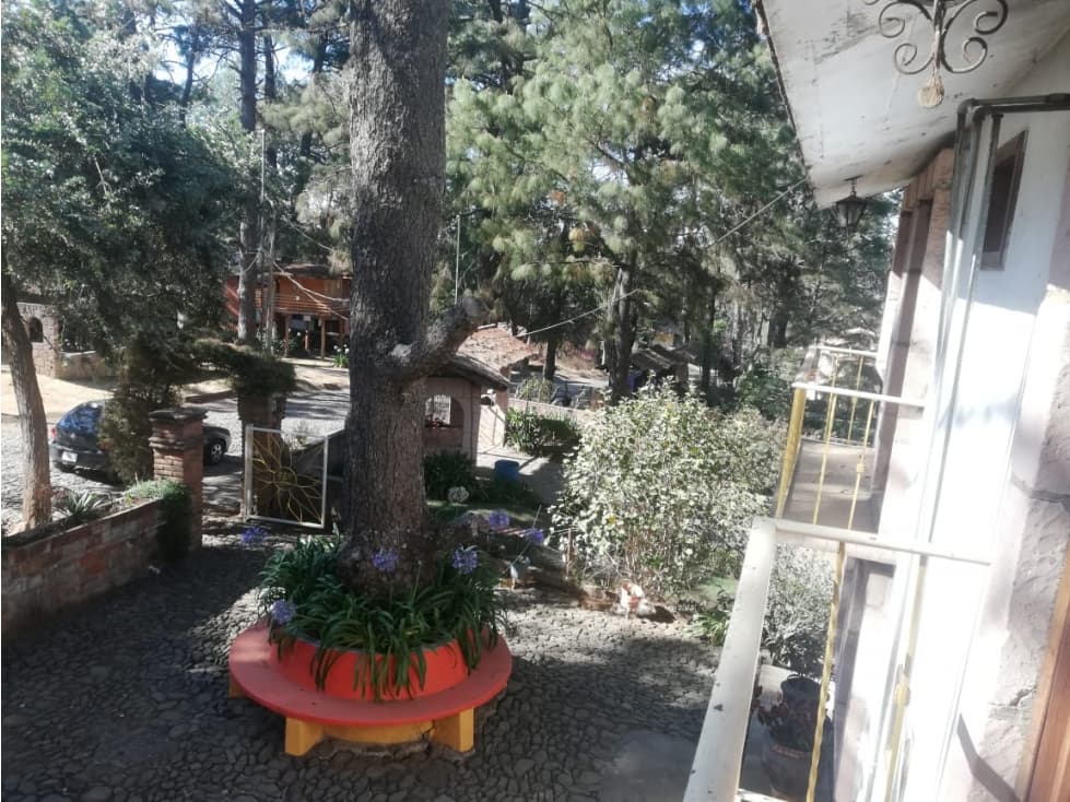 Hermosa cabaña rustica ubicada en el bosque — foto 5