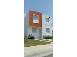 CASA EN FRACCIONAMIENTO EN MINERAL DE LA REFORMA